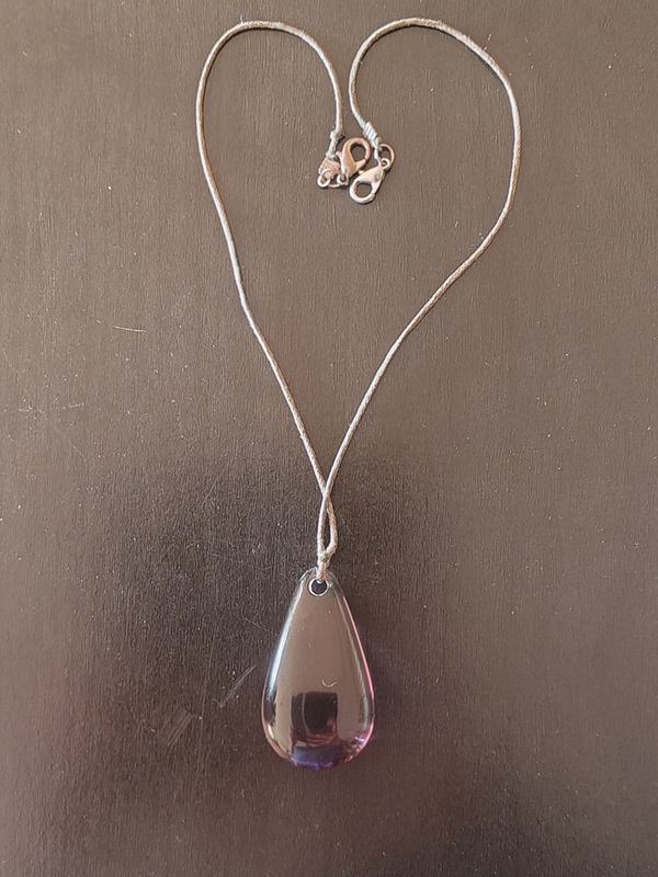 Création Artisanal Bijoux en Plexiglass transparent rose